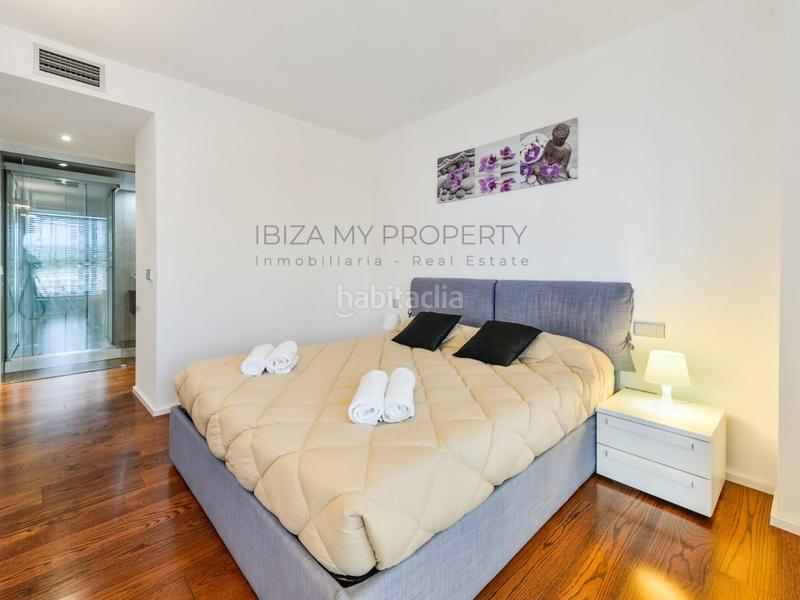 Foto 9494d992-95e3-4c7d-bbc4-b2d6fa25a0b9. Location appartement avec parking piscine dans Marina Botafoc-Talamanca Ibiza
