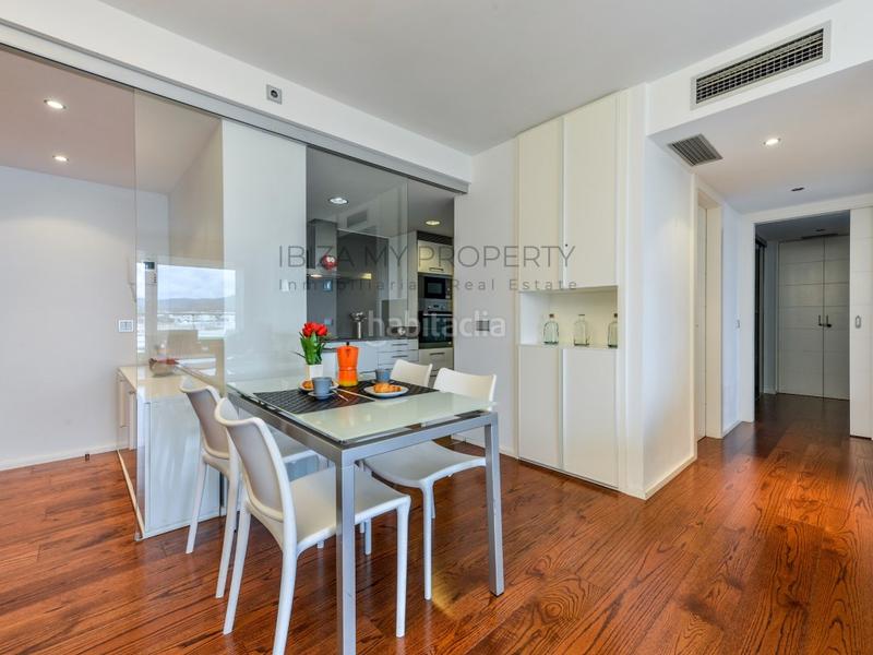 Foto af529473-76b8-4e83-8623-c9037730dc2d. Location appartement avec parking piscine dans Marina Botafoc-Talamanca Ibiza