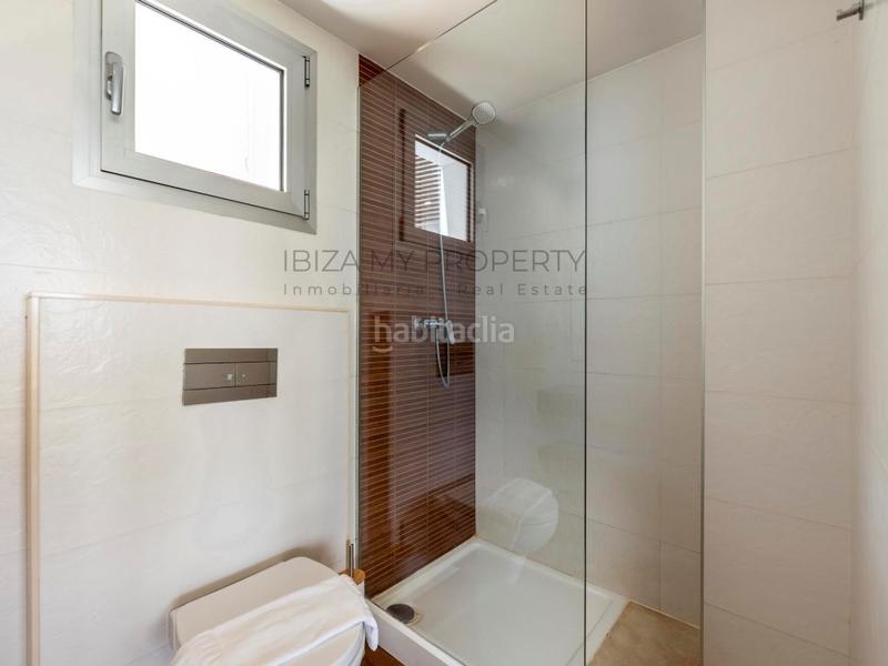 Foto 176e524c-b448-4cf9-86bd-313ee801759f. Lloguer apartament amb aparcament piscina a Marina Botafoc-Talamanca Ibiza