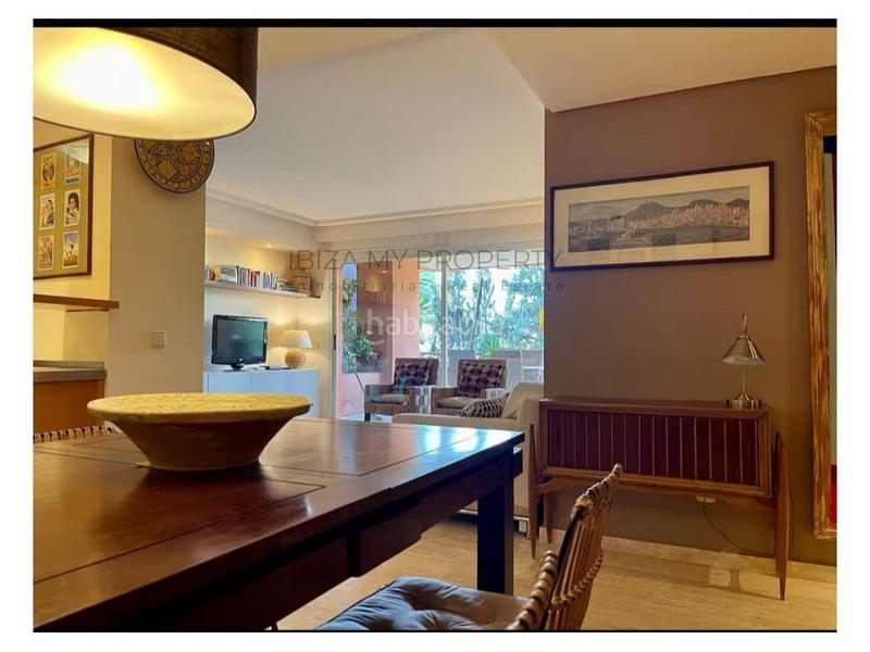 Foto 50b8892b-f14a-4964-8f65-e55a6b0d5d50. Alquiler apartamento exclusivo apartamento en urbanización privada en Santa Eulària