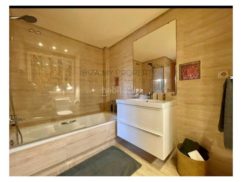 Foto d4a3ca25-b40a-476e-b258-e98363438fdf. Rent apartment with parking pool in Roca Llisa Santa Eulària