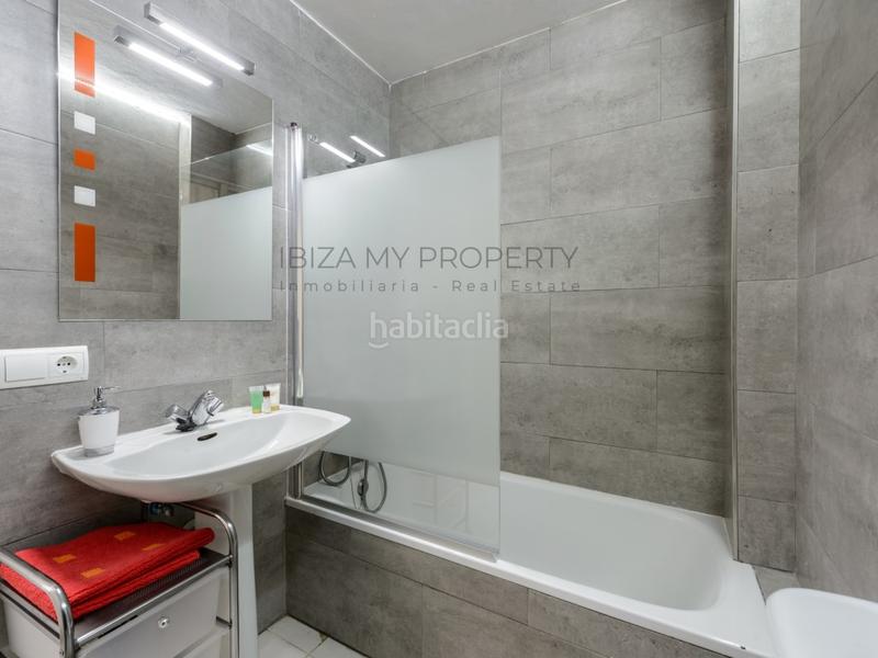 Foto 0da6969d-2b6c-4c13-9078-4b4681653004. Affitto casa a schiera in Can Furnet Santa Eulària