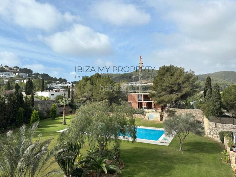 Foto d6df66a6-eb41-4504-a65a-fcdd90aa0b62. Lloguer apartament amb piscina a Roca Llisa Santa Eulària