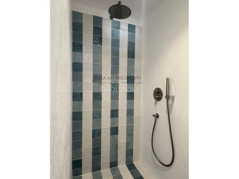 Foto 79a7e38e-eccd-4e13-8a0c-99f8ebf23fc6. Rent apartment with pool in Roca Llisa Santa Eulària