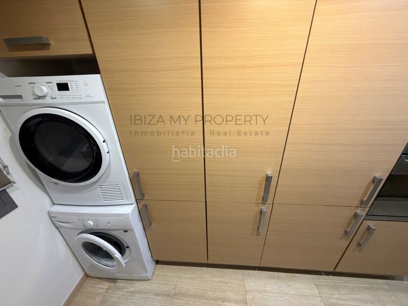 Foto 3d683272-9473-402a-846e-5bd6fb8f03eb. Lloguer apartament a Marina Botafoc-Talamanca Ibiza