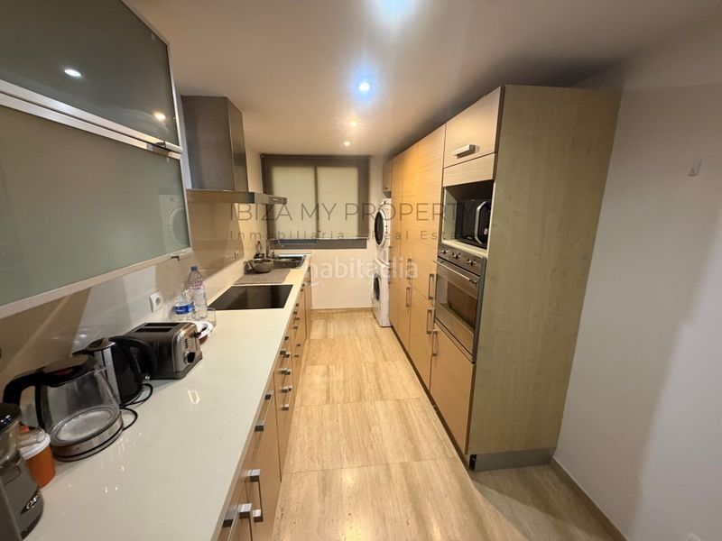 Foto a6190cb8-9556-4e77-b0f6-0159c3e3a9b7. Location appartement dans Marina Botafoc-Talamanca Ibiza