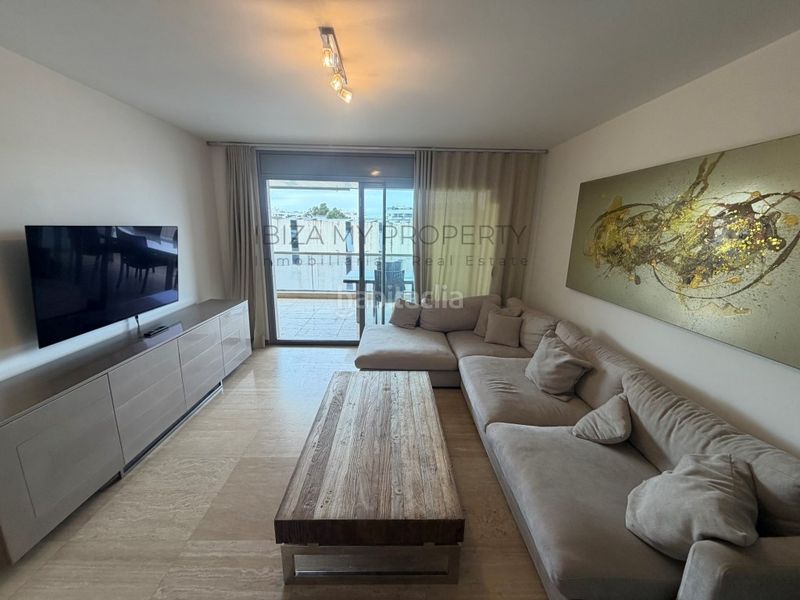 Foto d03354ec-b1a7-4fd0-adaf-947508201aab. Location appartement dans Marina Botafoc-Talamanca Ibiza
