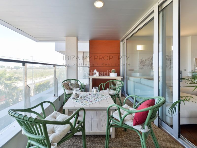 Foto cd33e4b3-2023-476c-b00a-a8546b4fa77c. Apartament amb aparcament piscina a Marina Botafoc-Talamanca Ibiza