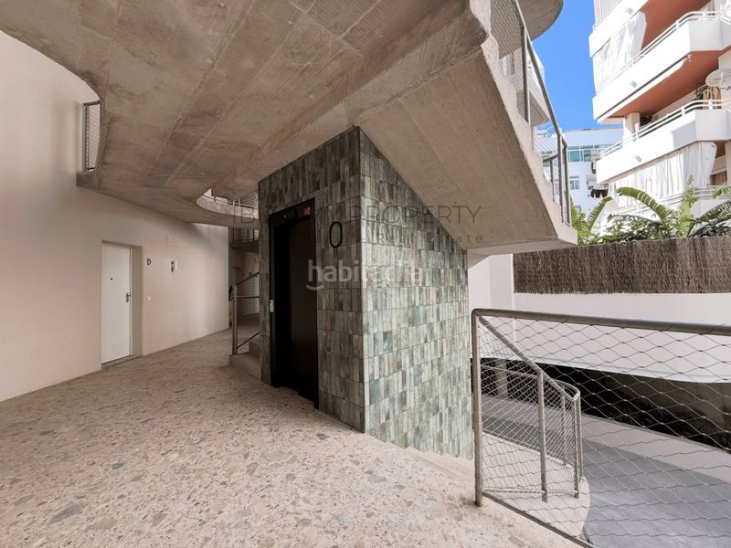 Foto e475ed6e-3754-4ba3-9348-630d7171c64b. Lloguer apartament amb aparcament piscina a Ses Figueretes - Platja d'en Bossa - Cas Serres Ibiza