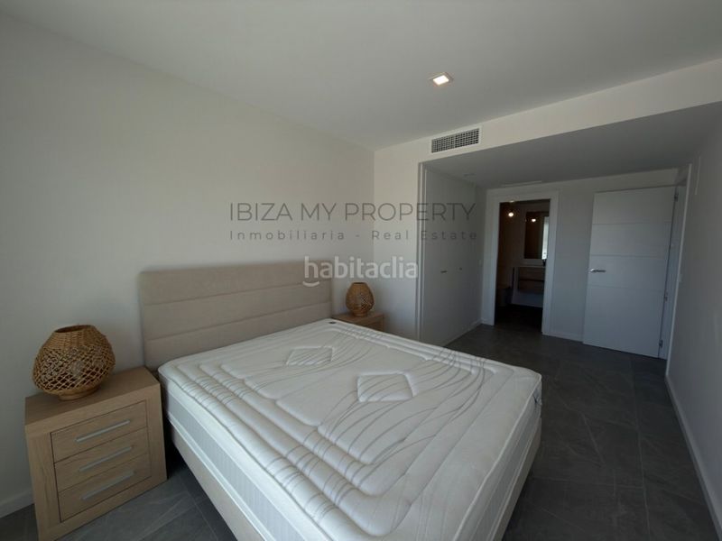 Foto 4a3f8909-7b96-4c40-b743-4fcea548de6d. Lloguer apartament amb aparcament piscina a Ses Figueretes - Platja d'en Bossa - Cas Serres Ibiza