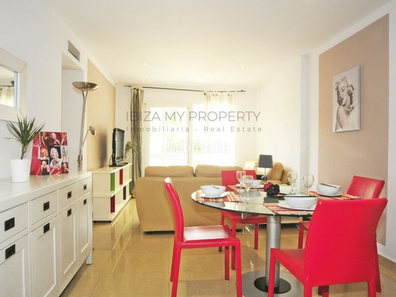 Foto 5c76e93e-985d-4d6d-9163-0fed1f3b193f. Lloguer apartament amb aparcament piscina a Ses Figueretes - Platja d'en Bossa - Cas Serres Ibiza