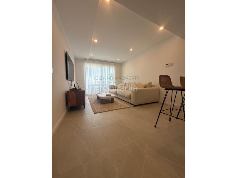 Foto 66e925b5-3a7f-422c-b6cf-9aa4f557bd35. Miete appartement mit parking in Ses Figueretes - Platja d'en Bossa - Cas Serres Ibiza