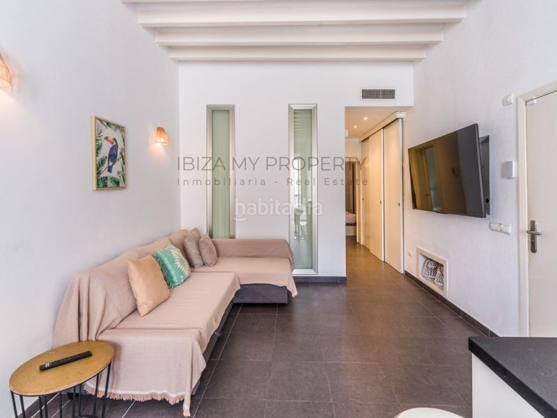 Foto 0706dfbe-fc4f-46dd-b915-b25008b2f275. Apartament a Dalt Vila-La Marina Ibiza