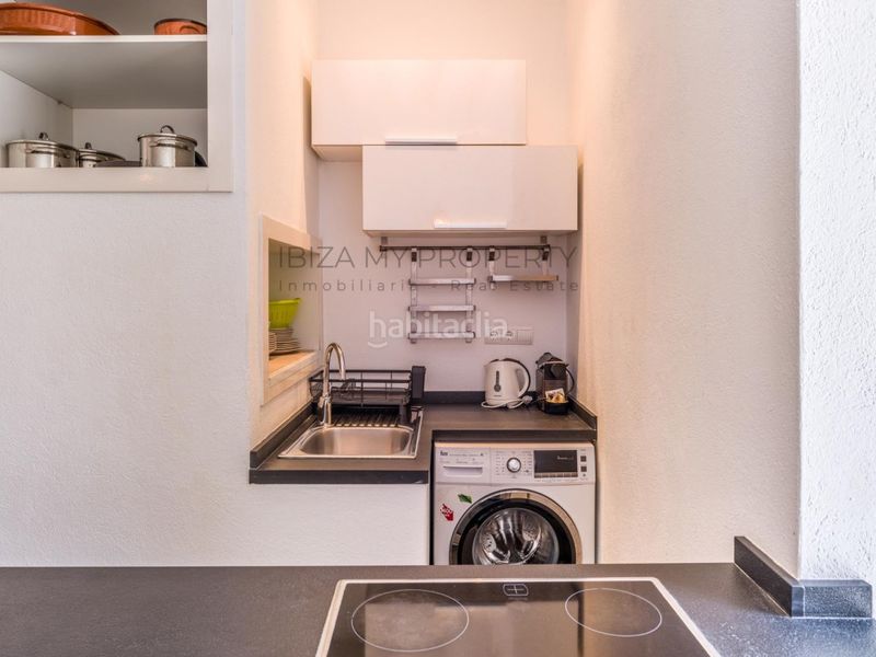 Foto a4a0bb6d-b63c-47d4-9693-e7602aa0243c. Apartament a Dalt Vila-La Marina Ibiza