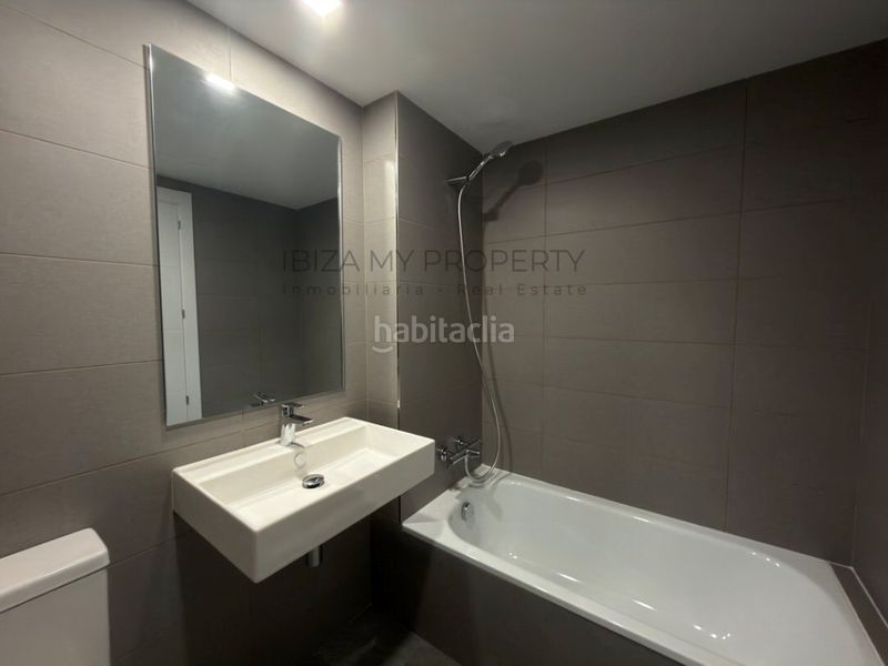 Foto e2766744-7b14-4a4b-afaa-5c3abf5923eb. Lloguer apartament amb aparcament piscina a Ses Figueretes - Platja d'en Bossa - Cas Serres Ibiza