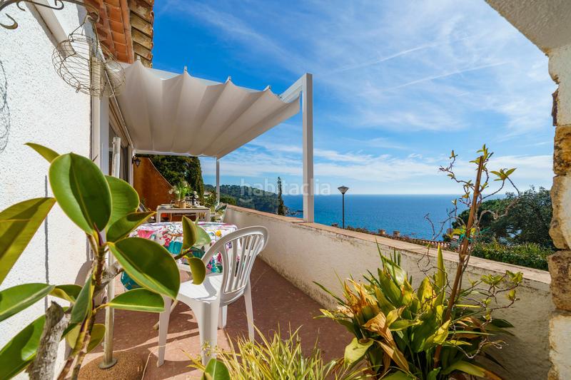 Foto 86bb303d-8f63-46d9-8b8e-34cc2376ab4c. Casa con parcheggio piscina in Canyelles Lloret de Mar