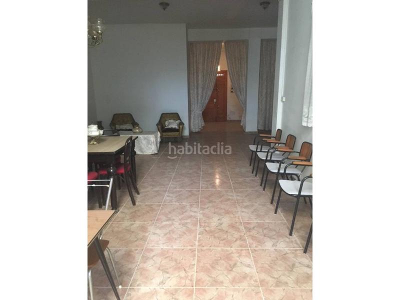 Foto 362c1de1-1944-4297-a701-48f09abea7ea. Casa adossada amb aparcament a Guadassuar