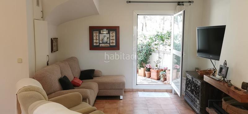 Foto a86b57d6-317e-4389-beef-2d414e19cc6d. Casa adossada amb xemeneia aparcament piscina a Altafulla