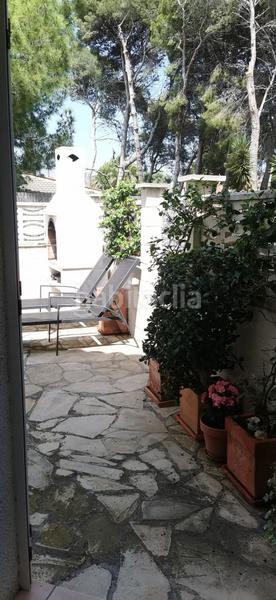 Foto f81299d8-f161-485a-9bb9-cd2534d07915. Casa adossada amb xemeneia aparcament piscina a Altafulla