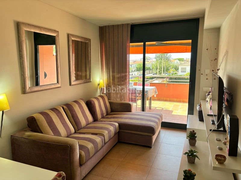 Foto ac17714c-69ac-49b6-aaef-efa947689d39. Apartament amb aparcament piscina a Altafulla