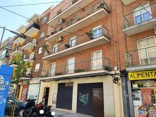 Lloguer Local Comercial  Calle calle de pinos alta. Local comercial en venta calle pinos alta