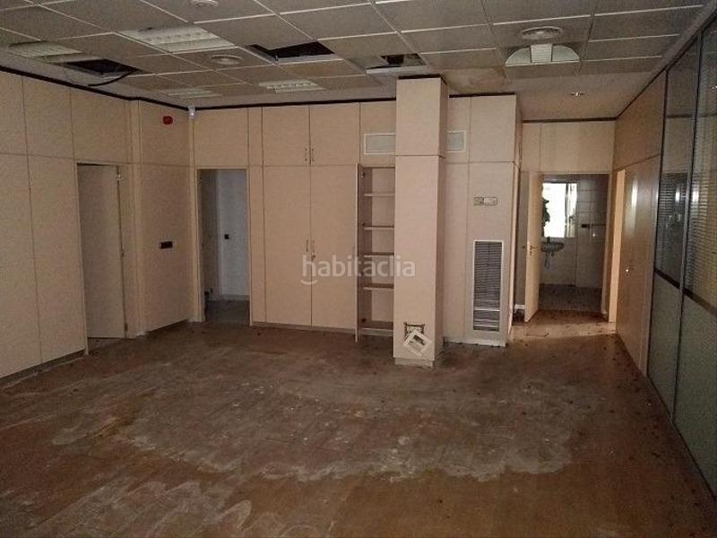 Foto 86078490-66cc-4d2a-8ec9-6a0a4a9a6b45. Local commercial dans calle toledo 5 dans San Isidro Getafe