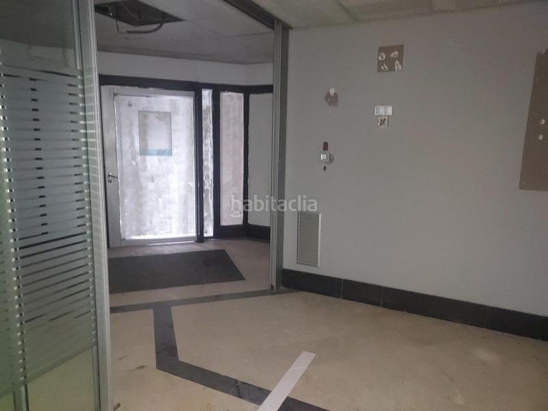 Foto f04b4ace-8e2c-4be4-b23a-bf1a507ad759. Locale commerciale in islas azores 3 in Tres Olivos-Valverde Madrid