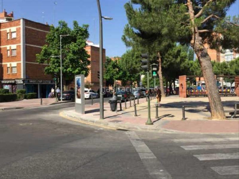 Foto 66df4fe9-df63-4e62-aacf-7d0fb2a2dc1d. Local comercial en camino de leganes 42 se vende o alquila cm de leganes. camino de leganes, 42 00 a n 42 en Móstoles