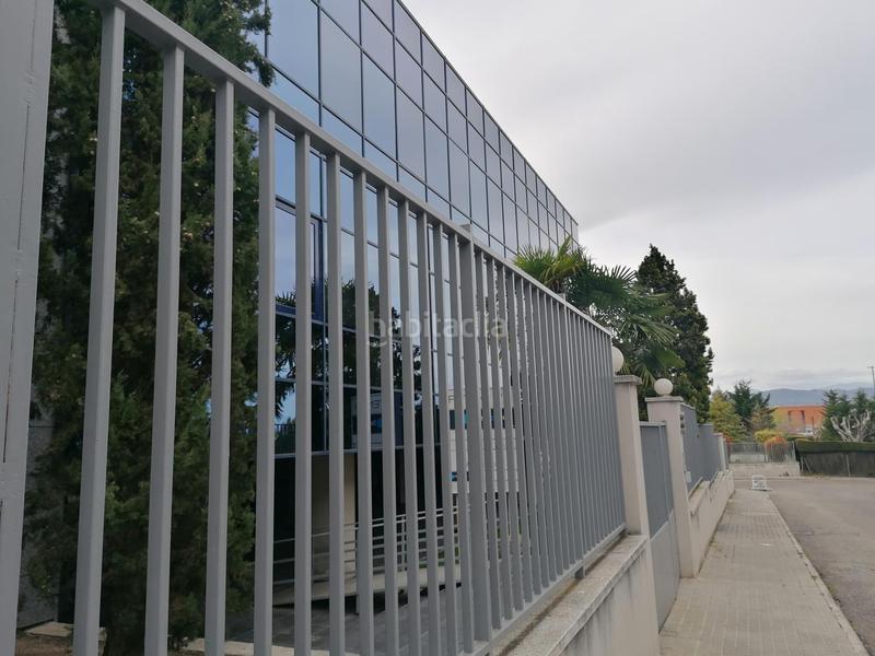 Foto ead446db-0094-4a4f-83fc-441c5451cc7e. Miete büro in calle valle de alcudia 1 in Pinar de las Rozas Rozas de Madrid (Las)