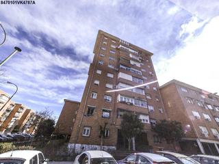 Appartement à Canillejas. Se vende piso en cl canal de bosforo n 56 b  madrid