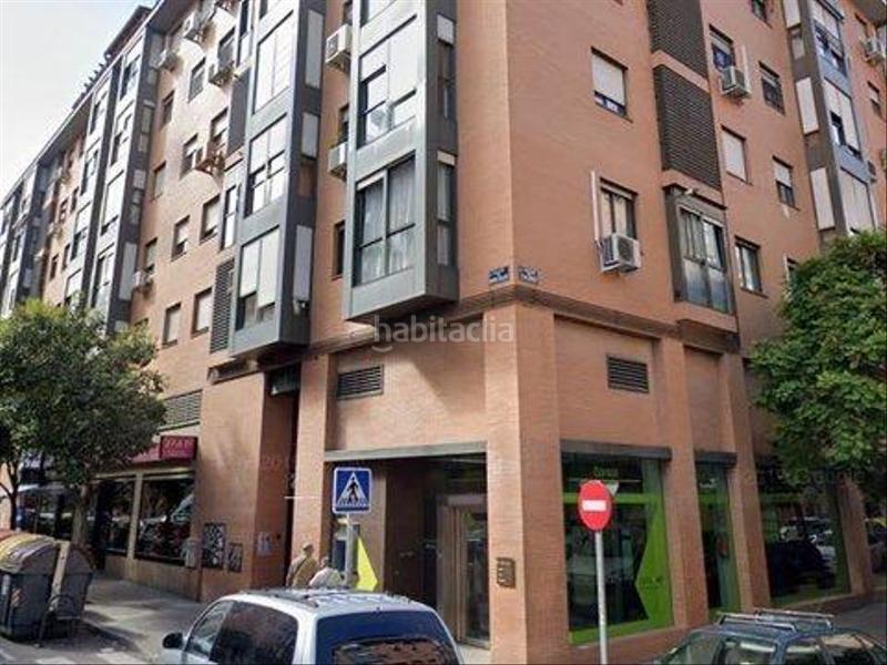 Foto 966b957e-2325-4538-a362-01181d5c25f6. Local comercial a calle de maría callas 6 a Los Rosales Madrid