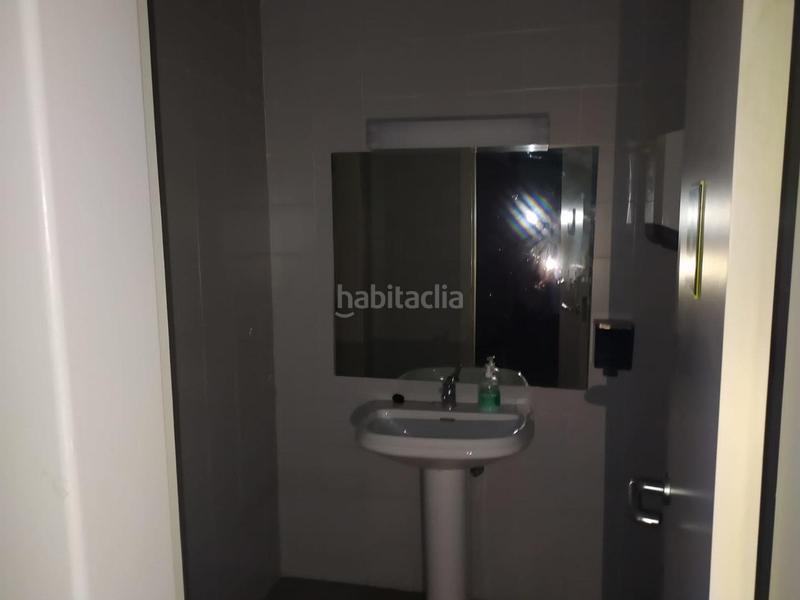 Foto e1b61b2c-662e-410e-938c-87caca8f4ea7. Local comercial a calle camino viejo de leganes 49 a Madrid