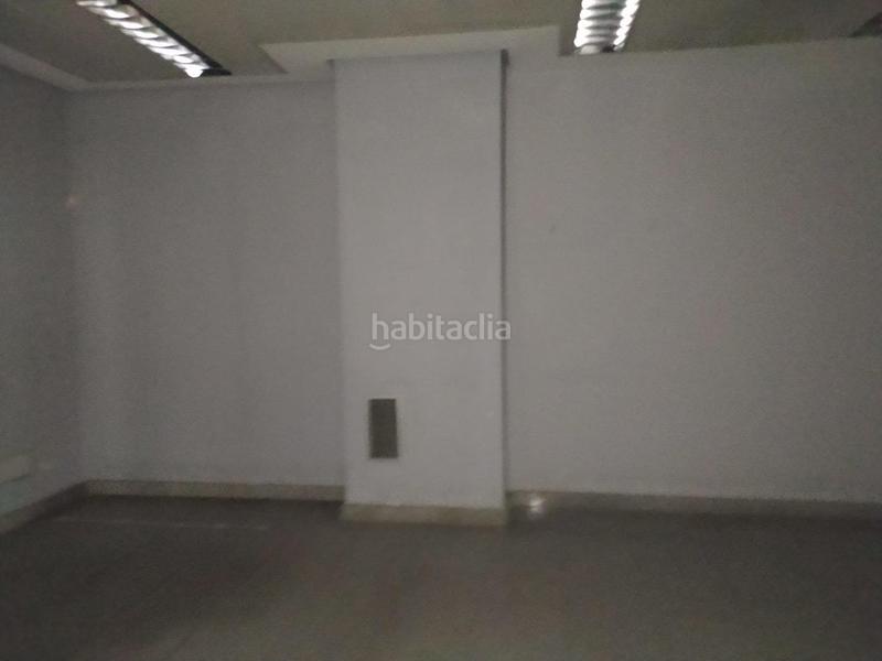 Foto bc30b13b-b600-406e-94d6-73ee13581971. Locale commerciale in calle camino viejo de leganes 49 in Madrid
