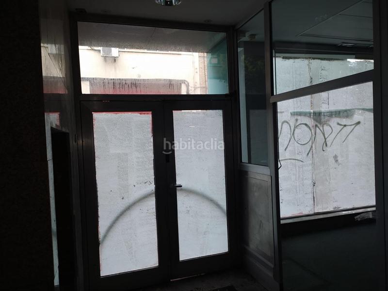Foto c622e7de-1d40-436f-b6ba-cac619fda262. Locale commerciale in calle camino viejo de leganes 49 in Madrid