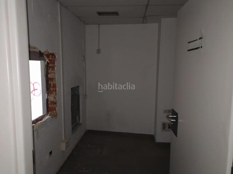 Foto 3cb81c81-5c1e-4795-8a74-fc3a8e60e606. Local commercial dans calle fortuna 23 dans Puerta del Ángel Madrid