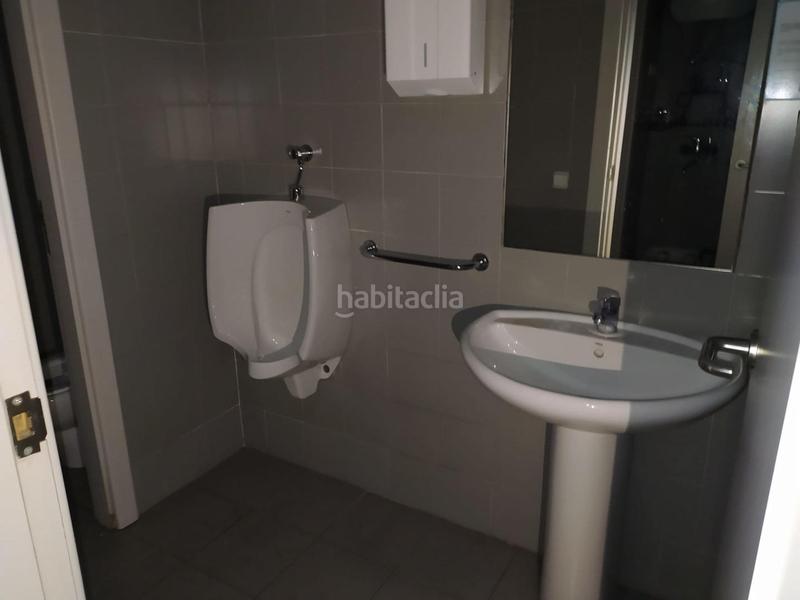 Foto 4dbda5d9-c8ab-4284-a3a1-b7659f378253. Local commercial dans calle fortuna 23 dans Puerta del Ángel Madrid