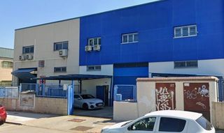 Local Comercial a Calle del Valle de Tobalina 38