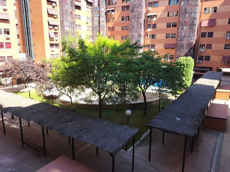 Foto 2c634e36-d705-4790-9729-728420495231. Pis amb aparcament piscina a Orcasitas Madrid