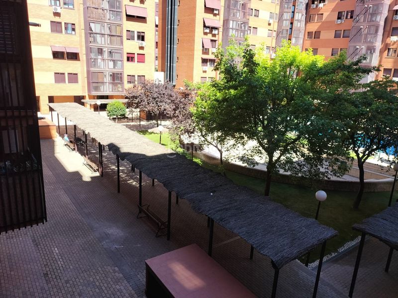 Foto 3b60549f-7491-4712-afa8-8fcefe0189e0. Pis amb aparcament piscina a Orcasitas Madrid