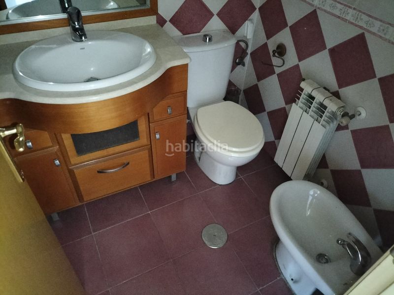 Foto e95ee428-024a-4a69-b8cb-c04b8dcb930c. Pis amb aparcament piscina a Orcasitas Madrid