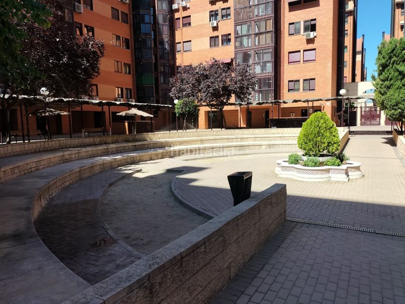 Foto fd3cd3fc-08bd-4724-82c3-935c64d0e1ea. Pis amb aparcament piscina a Orcasitas Madrid