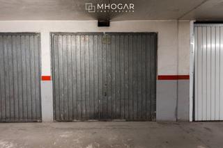 Aparcament cotxe  Avenida gabriel miró. Venta un garaje cerrado 15 m2 en el centro de calpe.