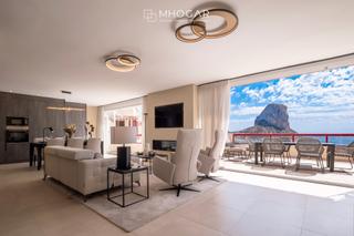 Attique à Calle gran bretaña 2. El cielo de calpe a tus pies: ¡exclusivo ático dúplex de revista