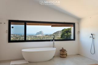 Location Mas à Benissa Pueblo. Exclusive rental - timeless design, mediterranean views in la co