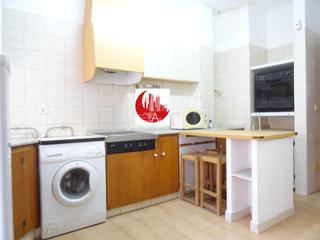 Casa a Barrio de la Concepción. Dúplex en venta de 4 dormitorios, jardín y patio en barrio de la