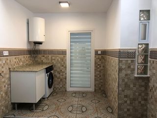 Location Maison à Ciudad Jardín. Apartamento en planta baja en alquiler zona ciudad jardín