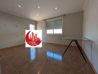 Planta baixa a Barrio Peral-San Félix