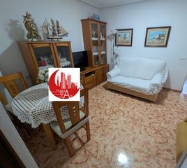 Casa a San Antón. Acogedora casa en el centro de cartagena con terraza y trastero