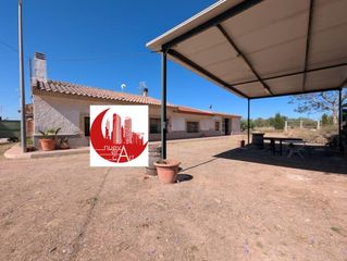 Masia a La Pinilla - Las Palas