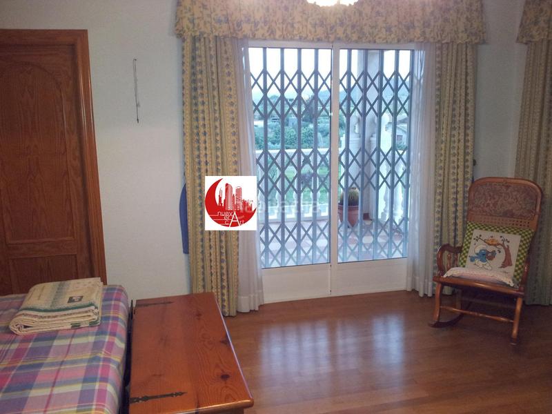 Foto 05a1067c-6b6f-48e9-baa7-c7d79b020b4f. Doppelhaus mit parking pool in Perín Cartagena